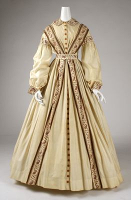 Cream Cotton Sateen Victorian Peignoir Wrapper