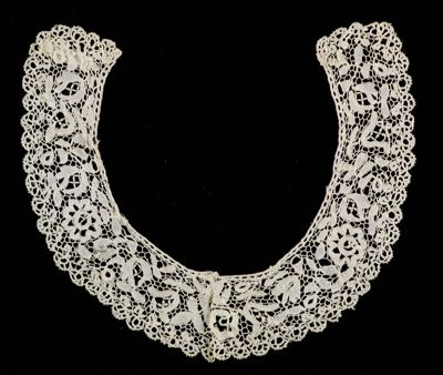 Cream Bobbin Lace Detachable Collar