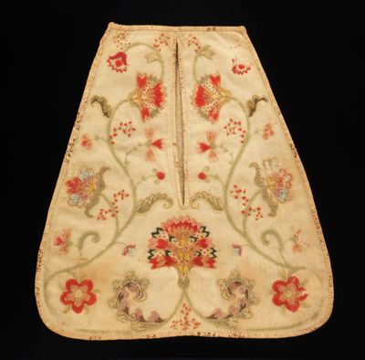 Embroidered Linen Tie-On Pocket with Floral Design