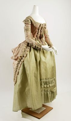 Sage Green Silk Taffeta Robe à la Circassienne