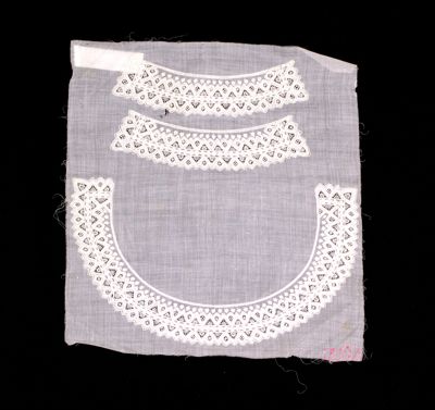 White Linen Collar and Cuff Set with Bobbin Lace
