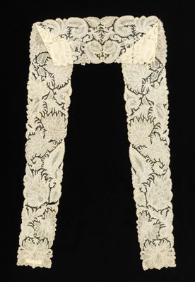 Cream Linen Flemish Lappet Cap Panels