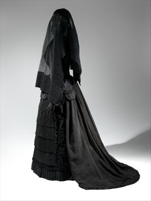 Mourning ensemble