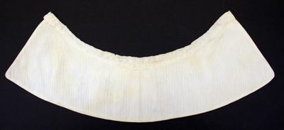 White Cotton Detachable Collar with Grid Pattern