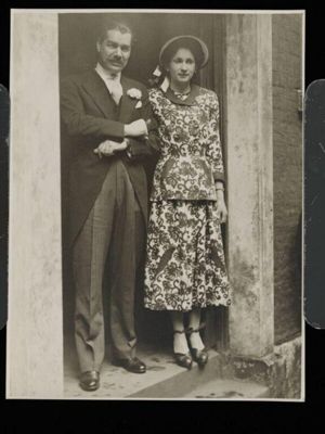 Hat, navy blue straw, Great Britain, 1948.