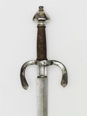 Silver-Plated Saxon Ceremonial Dagger with Curved Quillons
