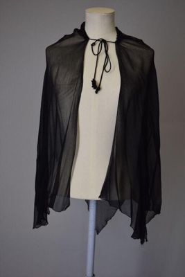 Cape, black synthetic chiffon, Great Britain, 1984-1986