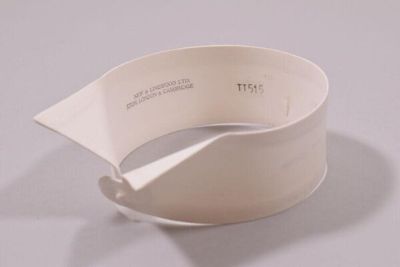 White Plastic Detachable Shirt Collar Pin