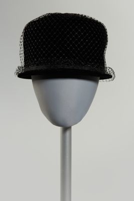 Black Silk Velvet Top Hat with Veil