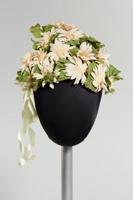 Black Velvet Cloche Hat with White Daisies