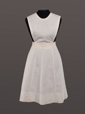 Nurse's uniform apron worn by Pauline Brown Payne