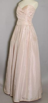 Pale pink silk, Victor Edelstein, Great Britain, Spring/Summer 1981
