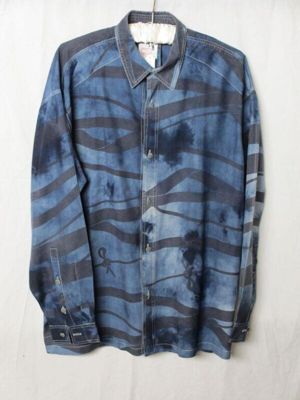 Man's shirt, blue tie-died silk with printed ribbon and bow motif, designed by Workers for Freedom, Great Britain, 1980s.