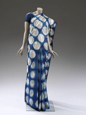 Moon sari