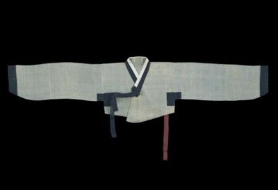 Cream Silk Korean Jeogori with Navy Coral Accents