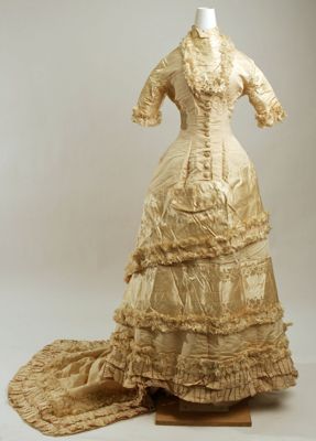 Cream Silk Taffeta Bustle Wedding Gown