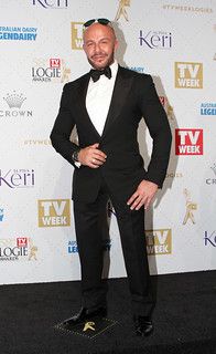 Black Wool Blend Slim-Fit Tuxedo Blazer